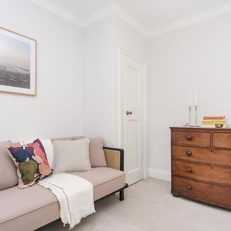 Beautifully Presented Centrally Located Studio Apartment London Ngoại thất bức ảnh