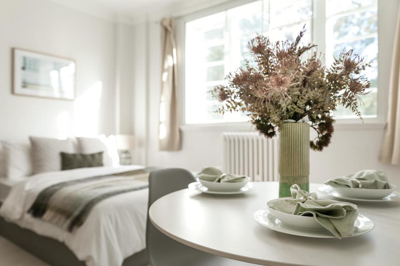 Beautifully Presented Centrally Located Studio Apartment London Ngoại thất bức ảnh