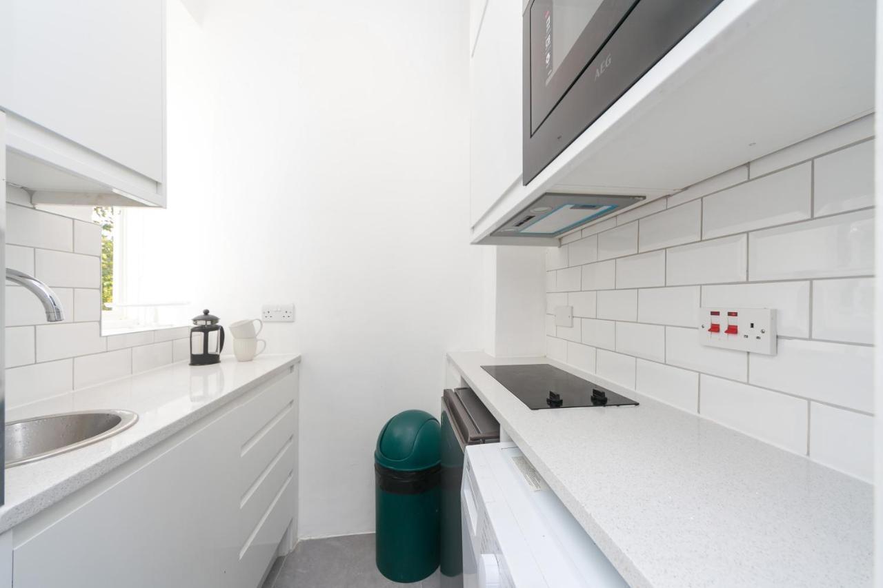 Beautifully Presented Centrally Located Studio Apartment London Ngoại thất bức ảnh